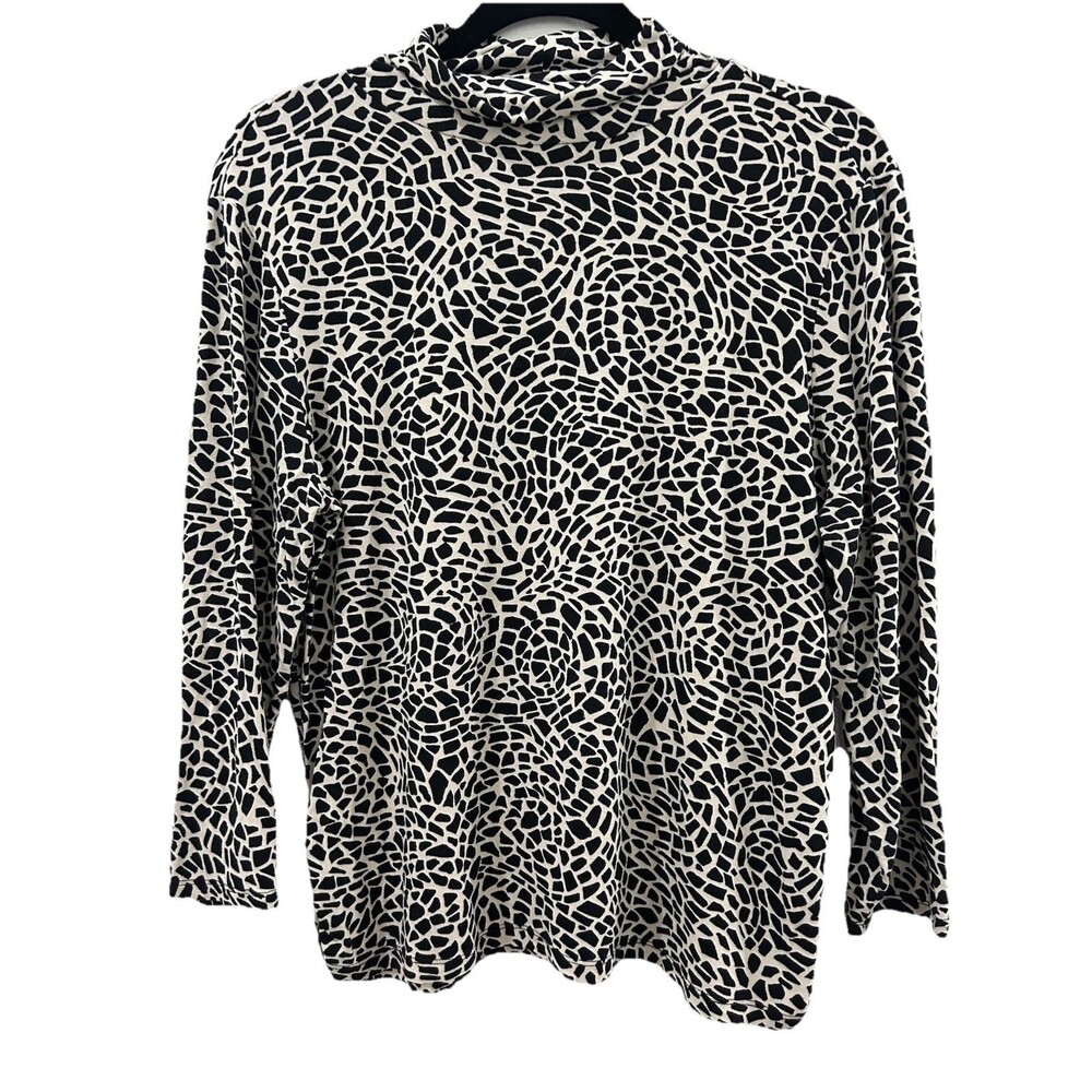 Chicos Size 2 Womens L Top Black Animal Print Mock Neck 3/4 Sleeves